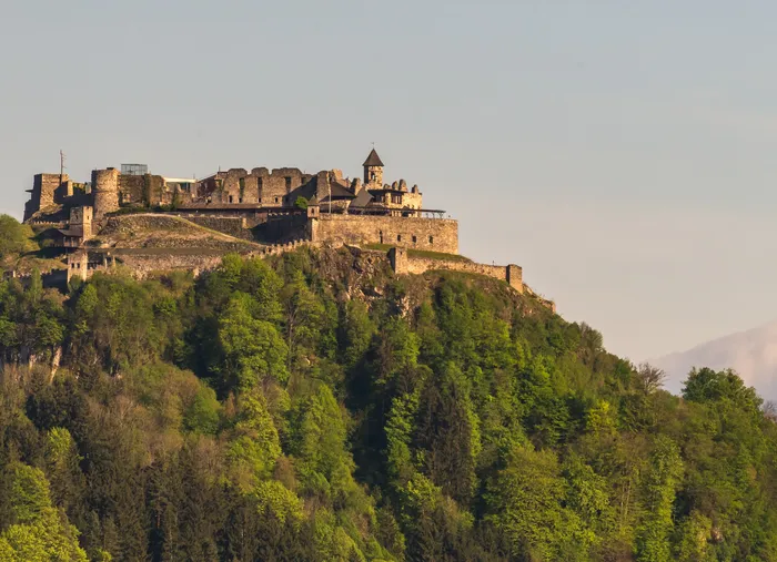 Foto von Sehenswürdigkeit Burgruine Landskron